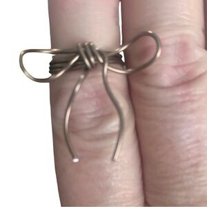 Elegant Bow Wire Ring